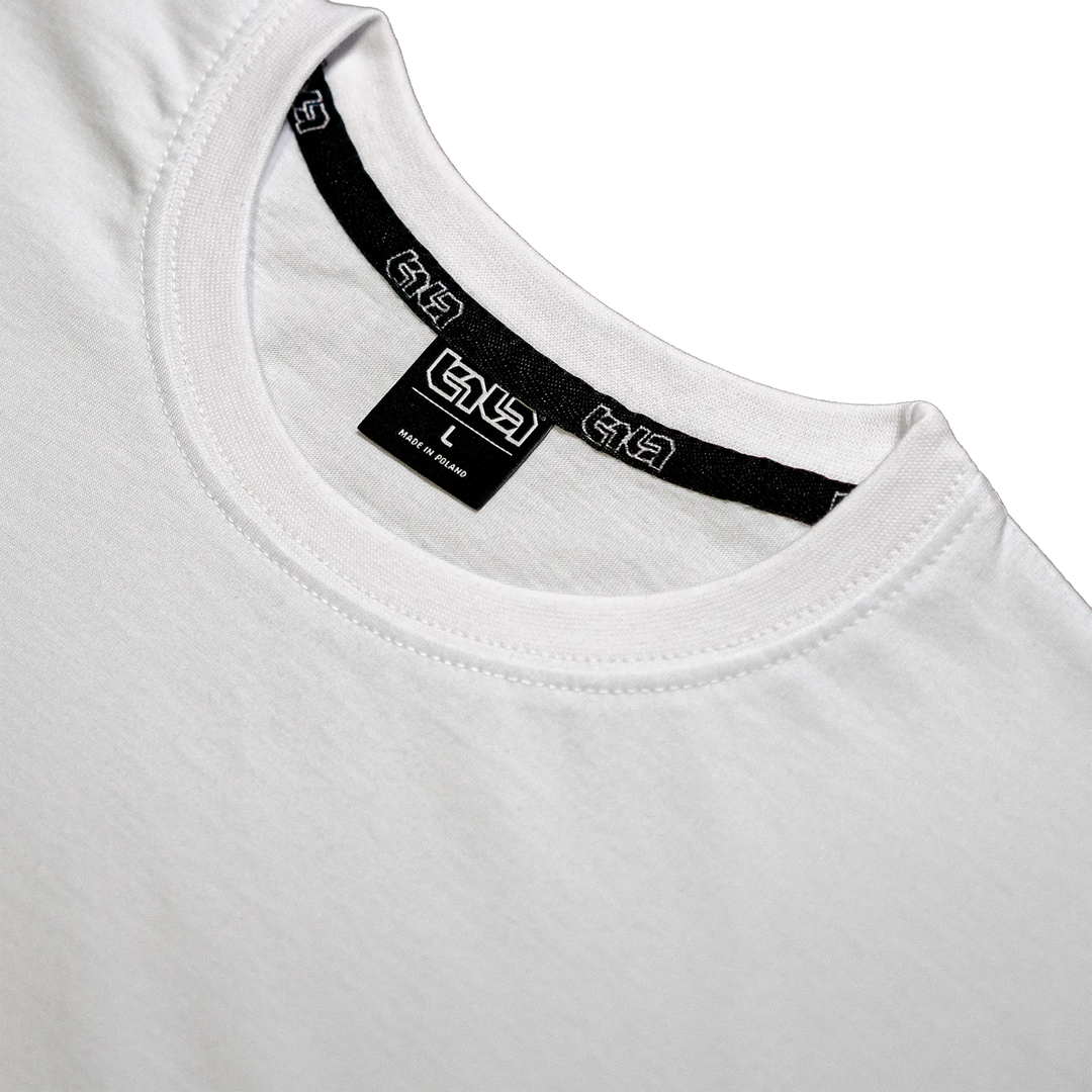 #color_white-astronaut