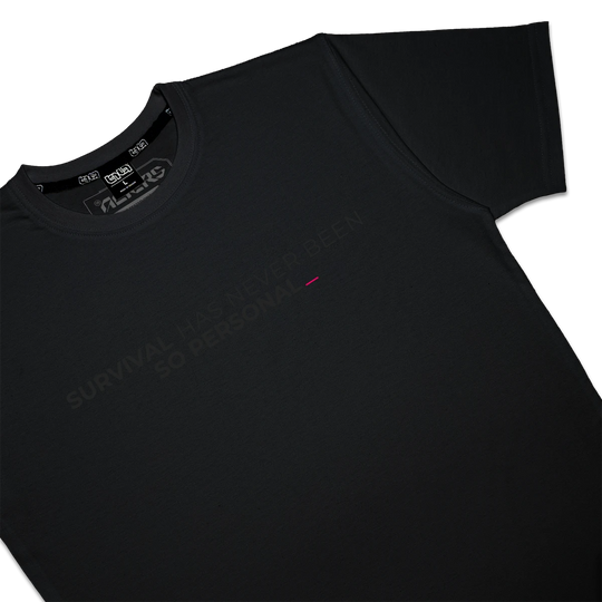 #accent_black-and-magenta