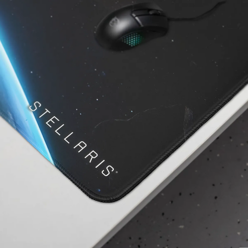 Mousepad First Contact 1